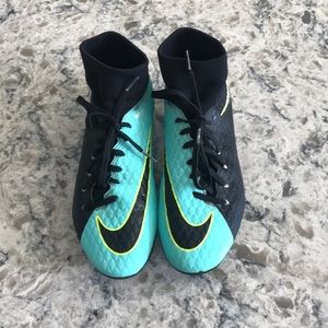 Nike womens soccer cleats